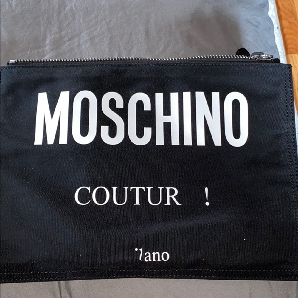 Moschino Clutch